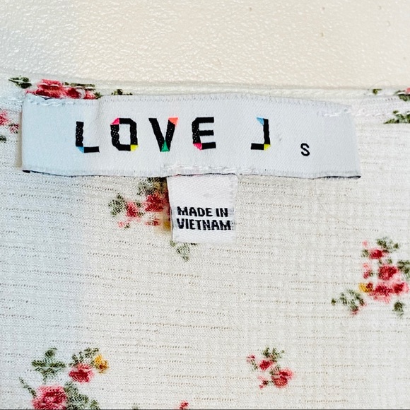 Love J floral top sz S - Picture 5 of 10
